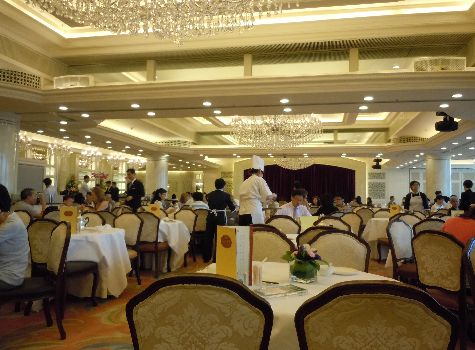 ���`���S�c�{�̓X��