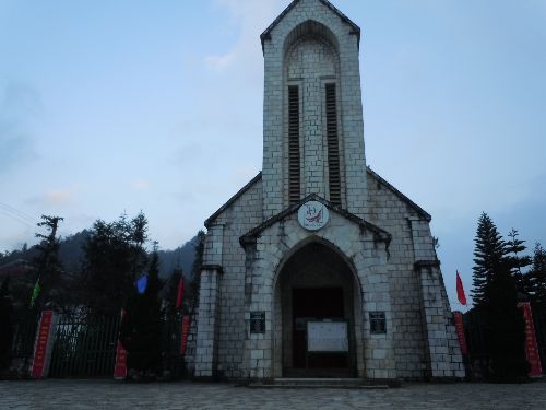 �x�g�i���T�p�̊X